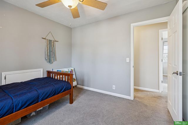 4905 S 95th Circle, Omaha, NE 68127