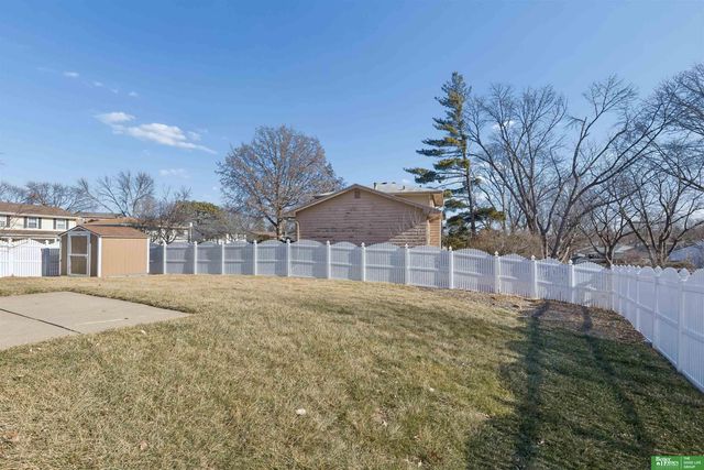 4905 S 95th Circle, Omaha, NE 68127