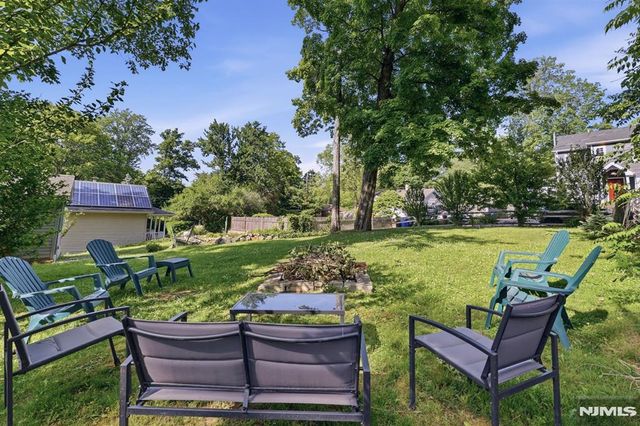 14 Birchwood Pass, West Milford, NJ 07480