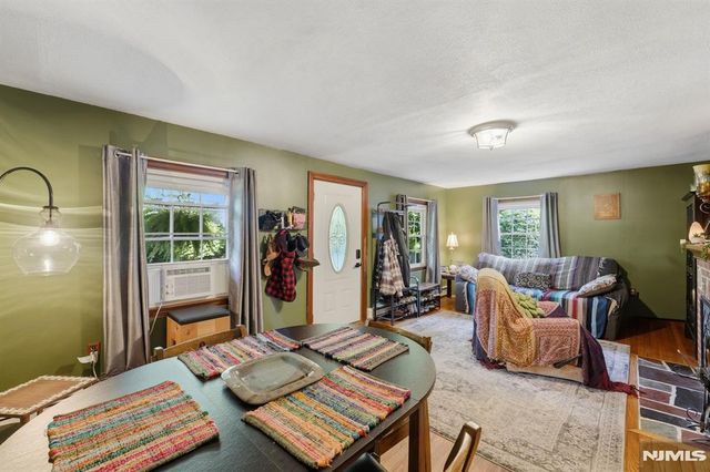 14 Birchwood Pass, West Milford, NJ 07480
