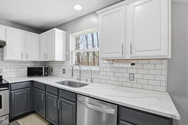 14459 Stanley Terrace, Fishers, IN 46037