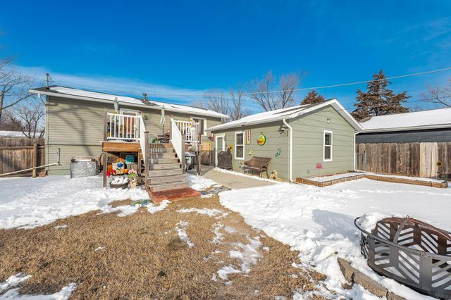 3326 S Elizabeth Ave, Wichita, KS 67217