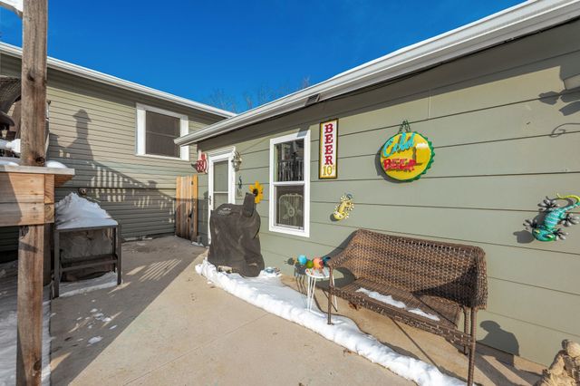 3326 S Elizabeth Ave, Wichita, KS 67217