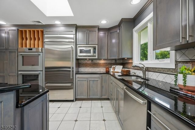 154 Brentwood Dr, South Orange Village Twp., NJ 07079