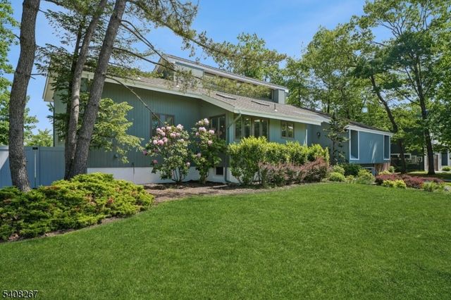 154 Brentwood Dr, South Orange Village Twp., NJ 07079