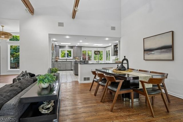 154 Brentwood Dr, South Orange Village Twp., NJ 07079