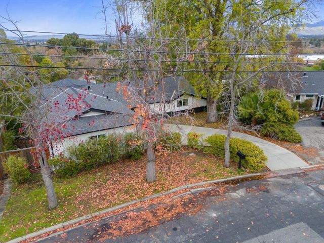 2660 Ross Place, Walnut Creek, CA 94597