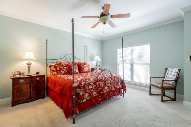 385 Olivia Lane, Soddy Daisy, TN 37379
