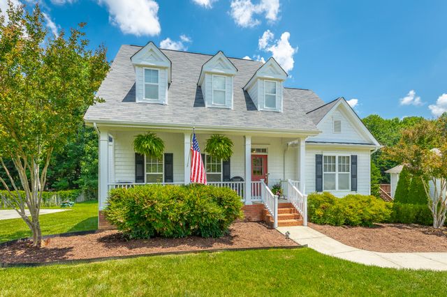 385 Olivia Lane, Soddy Daisy, TN 37379