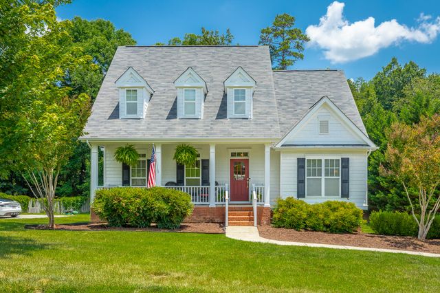 385 Olivia Lane, Soddy Daisy, TN 37379