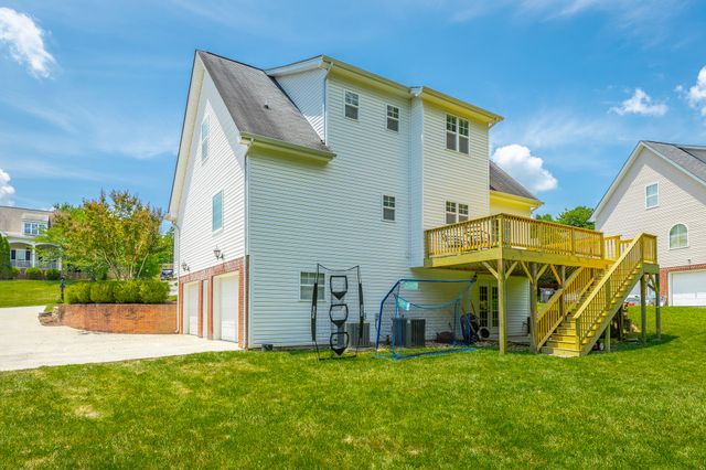385 Olivia Lane, Soddy Daisy, TN 37379