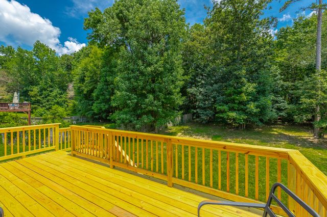 385 Olivia Lane, Soddy Daisy, TN 37379