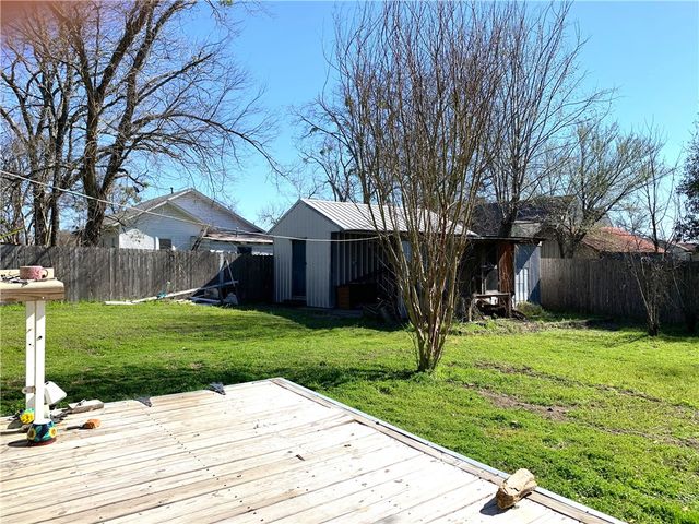 706 W Navasota Street, Groesbeck, TX 76642