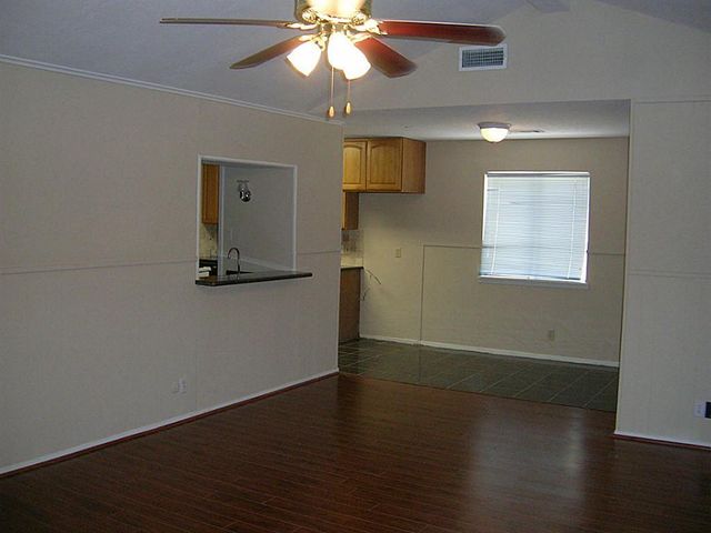 15342 Willowwind Ci, Houston, TX 77071