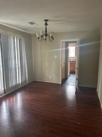 15342 Willowwind Ci, Houston, TX 77071