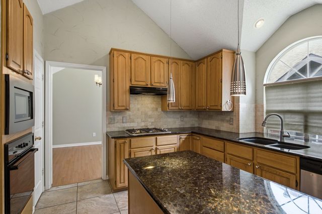 2109 Gisbourne Drive, Flower Mound, TX 75028