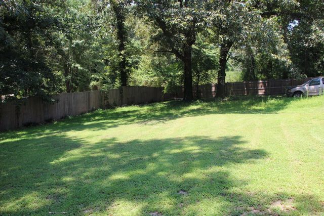 72 Ashwood Lane, Yellville, AR 72687