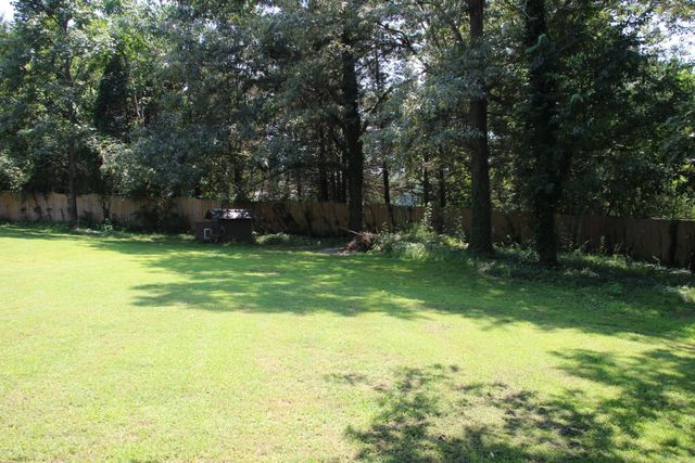 72 Ashwood Lane, Yellville, AR 72687