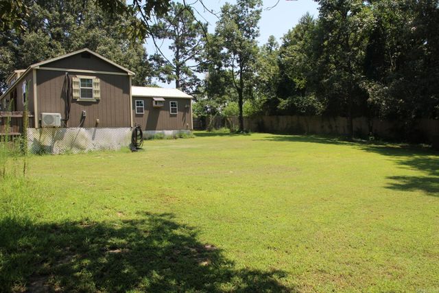 72 Ashwood Lane, Yellville, AR 72687