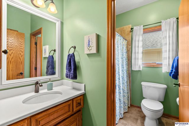 2304 N 172nd Avenue, Omaha, NE 68116