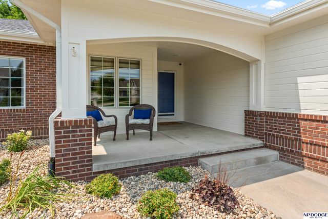 2304 N 172nd Avenue, Omaha, NE 68116