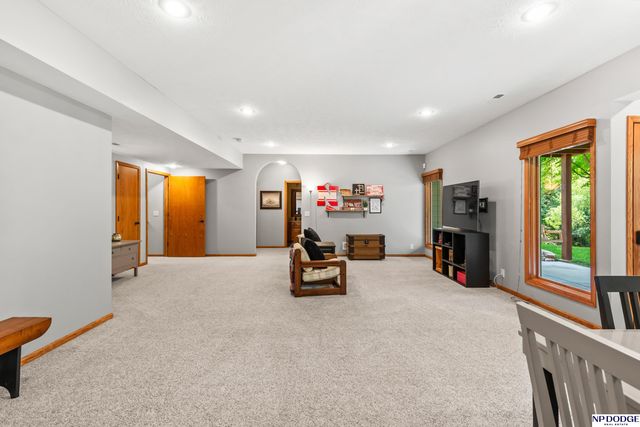 2304 N 172nd Avenue, Omaha, NE 68116