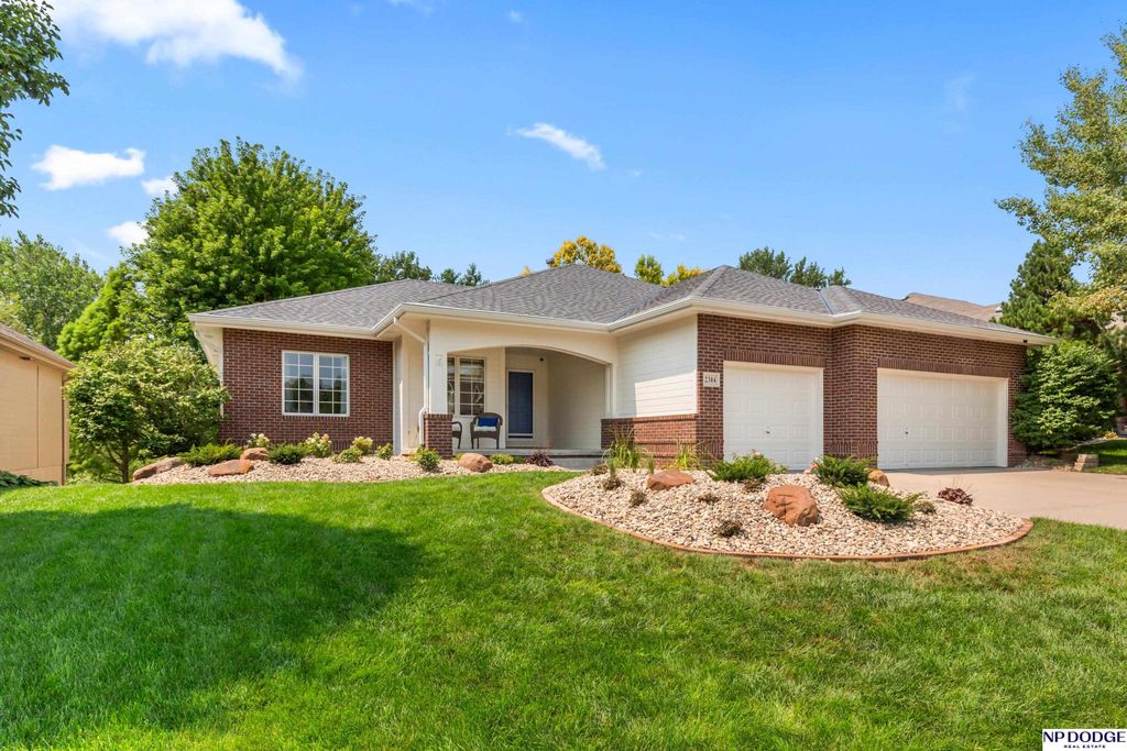 2304 N 172nd Avenue, Omaha, NE 68116