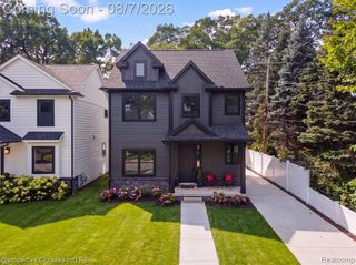 1935 Brookwood Avenue, Royal Oak, MI 48073