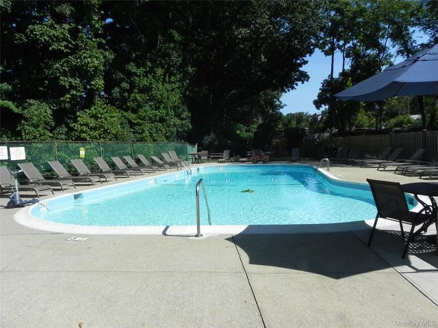 1 Consulate Drive 110, Tuckahoe, NY 10707