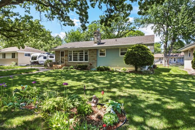12666 Monterey Avenue S, Savage, MN 55378