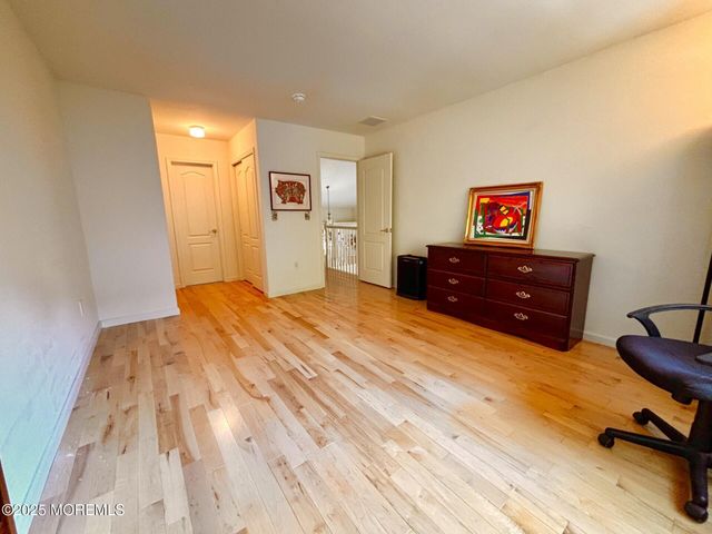 85 Mira Vista Court, Holmdel, NJ 07733