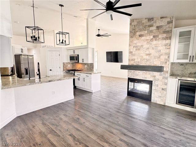 7784 Shandin Hills Way, Las Vegas, NV 89149