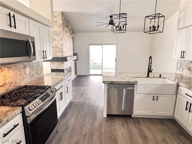 7784 Shandin Hills Way, Las Vegas, NV 89149