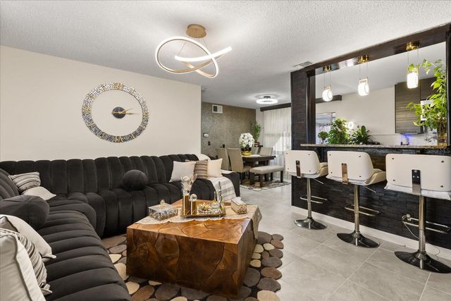 6227 LUZON DRIVE, Orlando, FL 32809