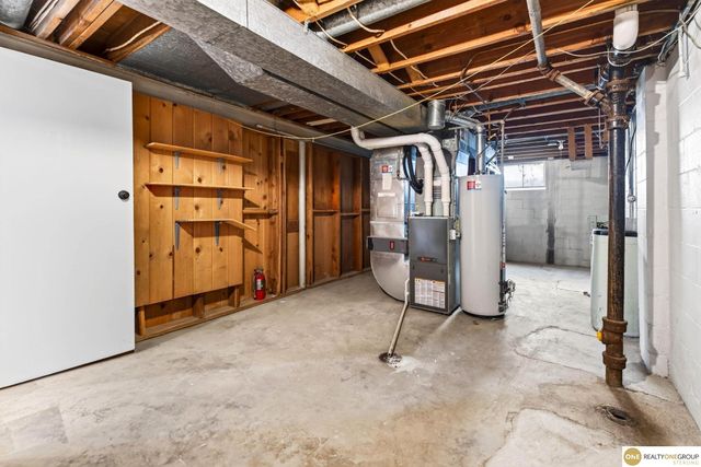 1307 Offutt Boulevard, Bellevue, NE 68145