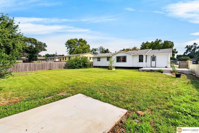 1307 Offutt Boulevard, Bellevue, NE 68145