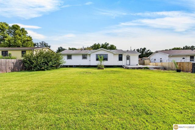 1307 Offutt Boulevard, Bellevue, NE 68145