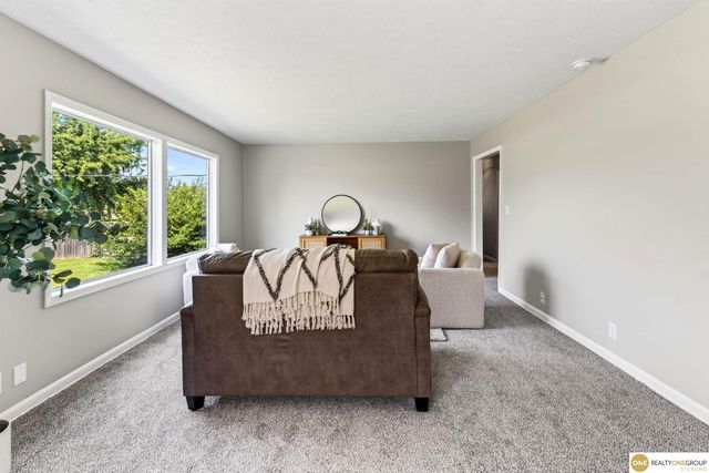 1307 Offutt Boulevard, Bellevue, NE 68145
