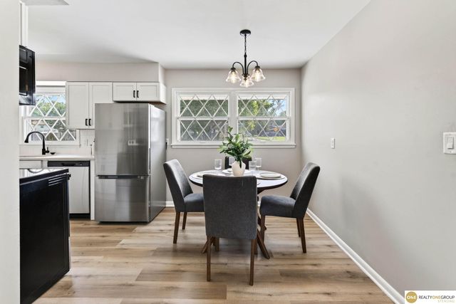 1307 Offutt Boulevard, Bellevue, NE 68145