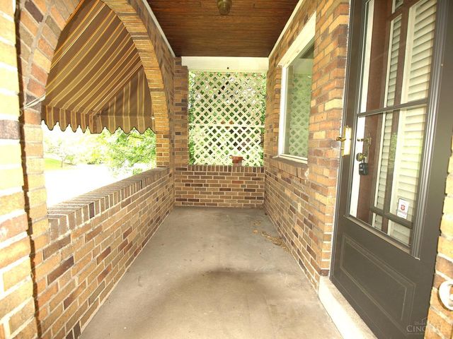 1646 Quebec Road, Cincinnati, OH 45205