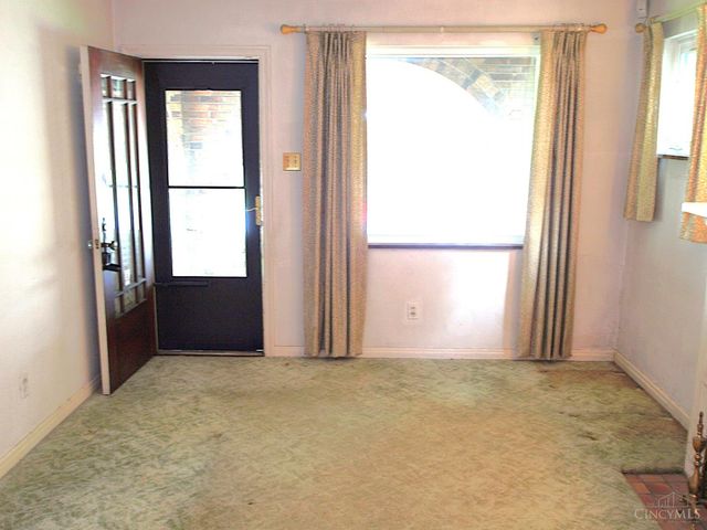 1646 Quebec Road, Cincinnati, OH 45205