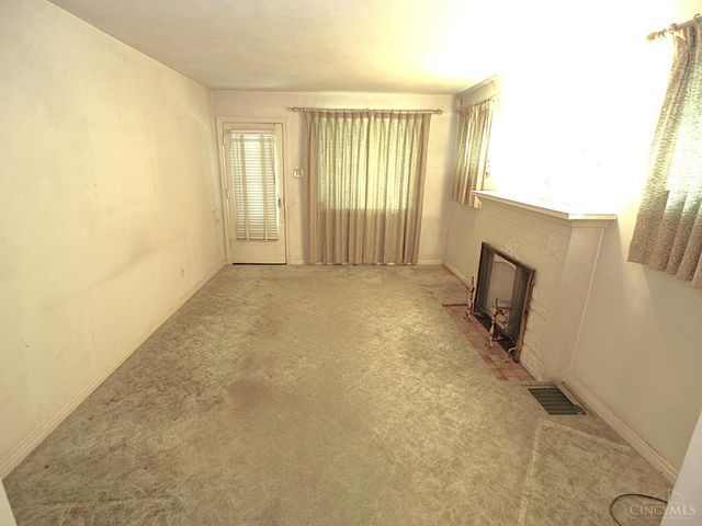 1646 Quebec Road, Cincinnati, OH 45205