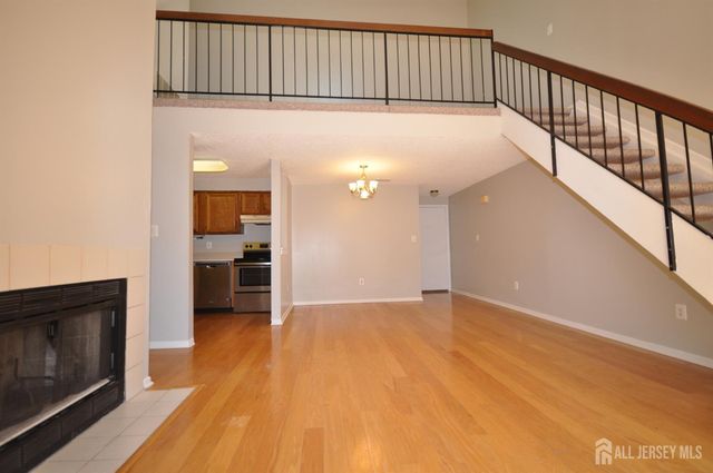 8020 tamarron Drive, Plainsboro, NJ 08536