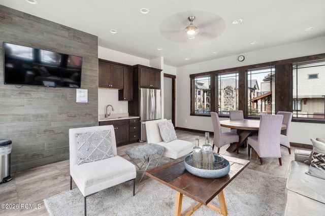 3703 Blackstone Drive Unit 106, Park City, UT 84098