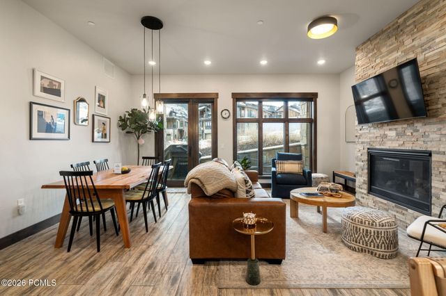 3703 Blackstone Drive Unit 106, Park City, UT 84098