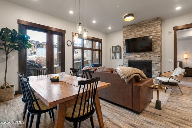 3703 Blackstone Drive Unit 106, Park City, UT 84098