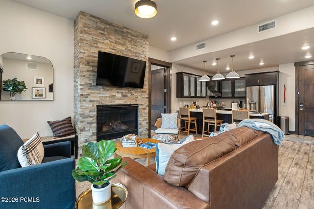3703 Blackstone Drive Unit 106, Park City, UT 84098