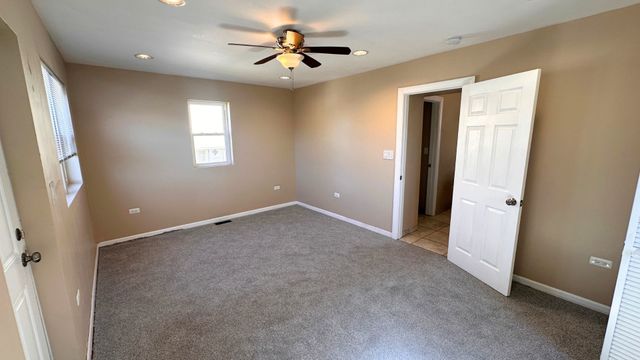 10710 S Green Bay Avenue, Chicago, IL 60617