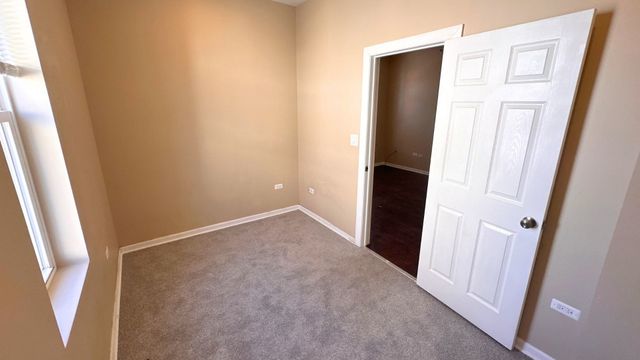 10710 S Green Bay Avenue, Chicago, IL 60617