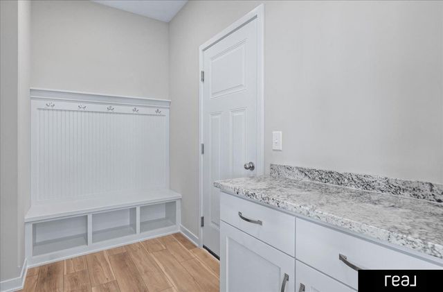 12013 S 110 Avenue Circle, Papillion, NE 68046